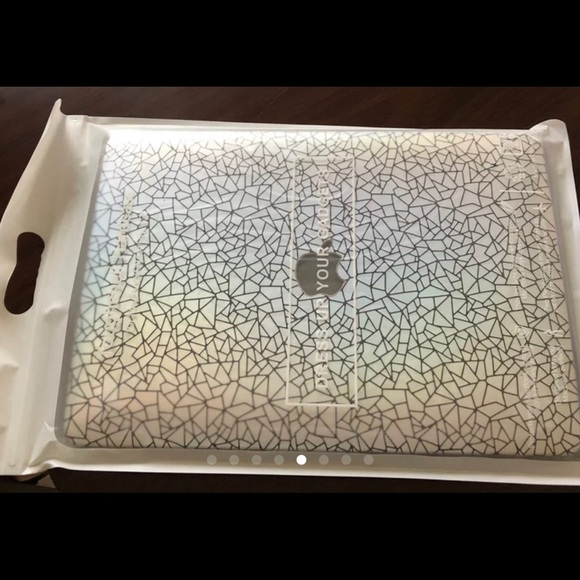 MacBook Pro Case - Picture 3 of 5